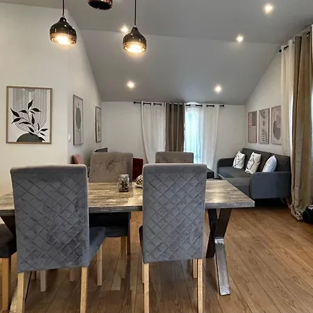 άνετο και πολυτελές οροφοδιαμέρισμα 2 Apartmán Chania (Crete)