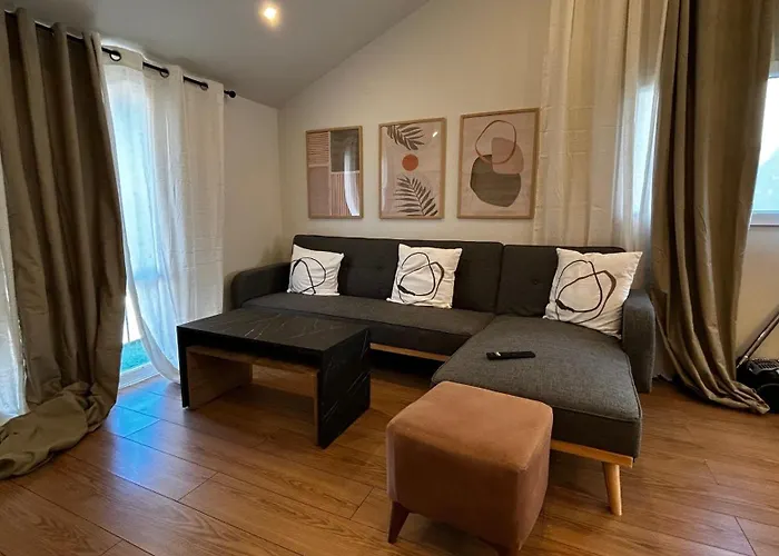 άνετο και πολυτελές οροφοδιαμέρισμα 2 Apartment