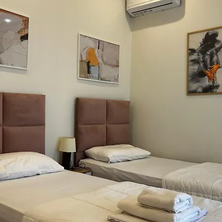 άνετο και πολυτελές οροφοδιαμέρισμα 2 *